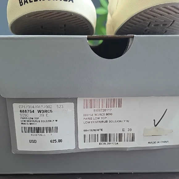 Balenciaga Beige Canvas Sneakers - Picture 10 of 10